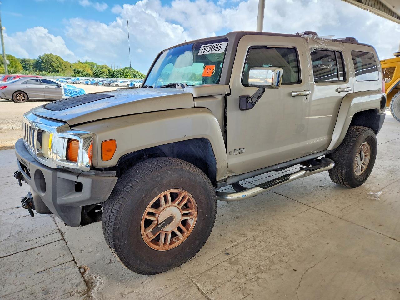 2006 Hummer H3, VIN 5GTDN136468116796 — Бок