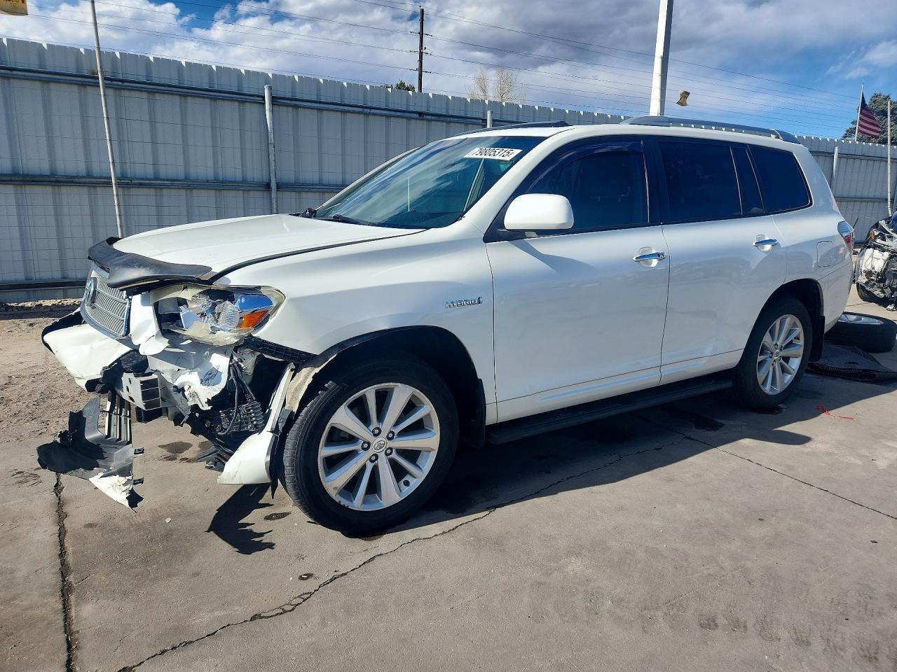 2009 Toyota Highlander Limited, VIN JTEEW44A792027112 — Front end