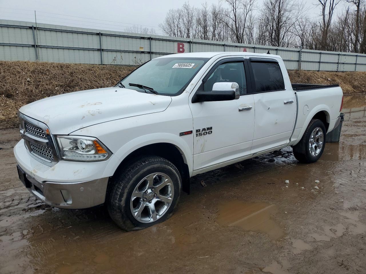 2017 Ram 1500 Laramie, VIN 1C6RR7NM8HS882544 — Крыша