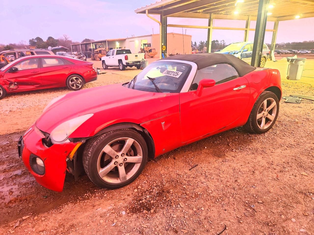 2007 Pontiac Solstice GXP, VIN 1G2MG35X57Y138363 — Front end