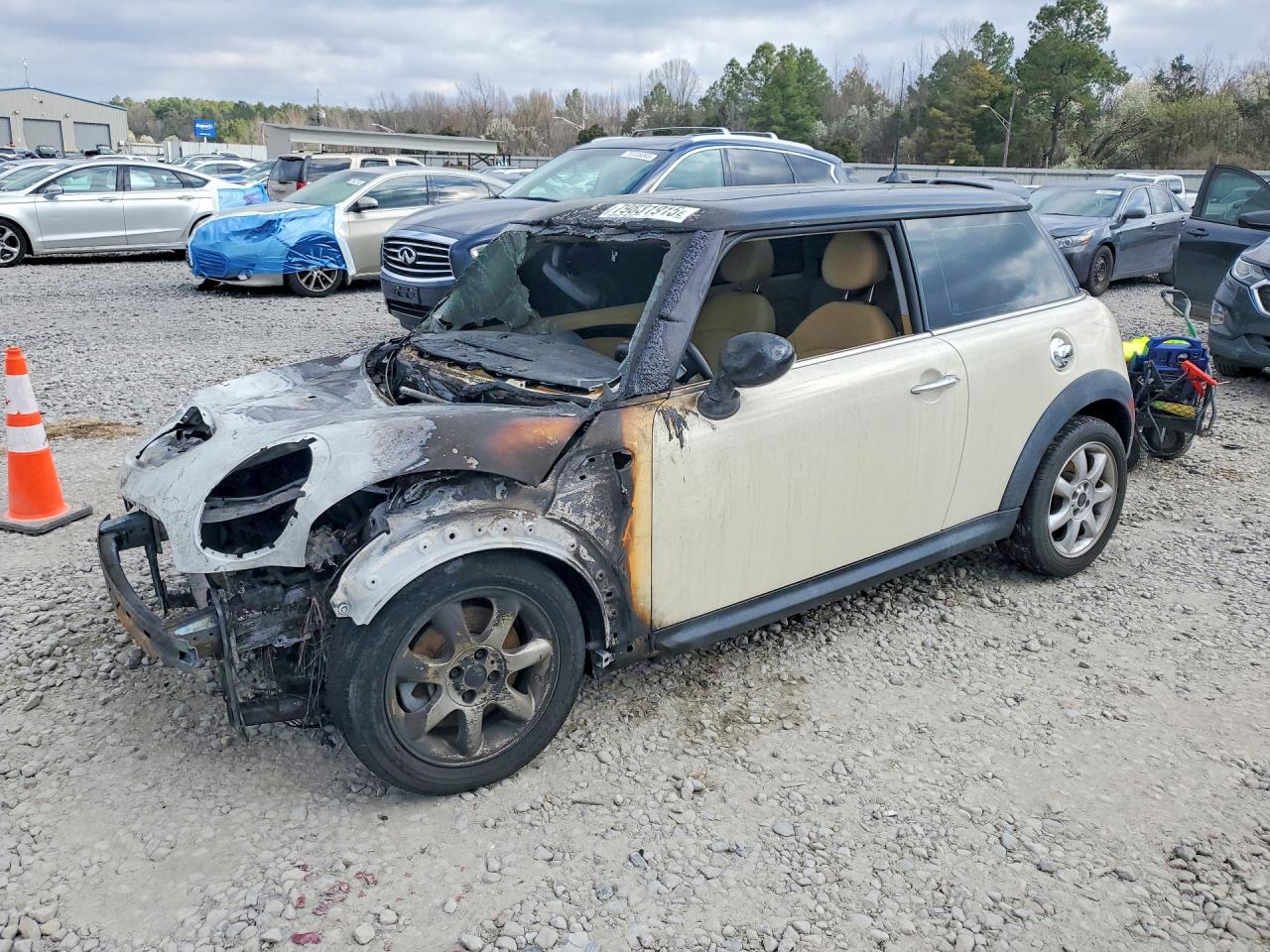 2010 MINI Hardtop S, VIN WMWMF7C50ATZ71237 — Engine fire