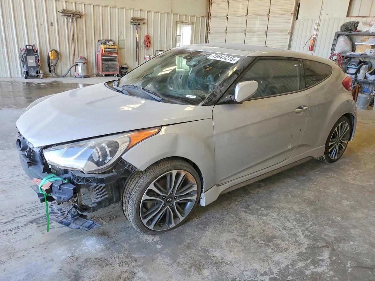 2016 Hyundai Veloster Turbo, VIN KMHTC6AE9GU300314 — Front end