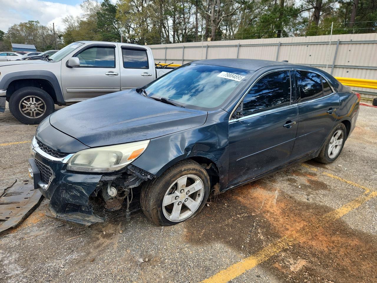 2015 Chevrolet Malibu LS, VIN 1G11A5SL1FF180836 — Front end