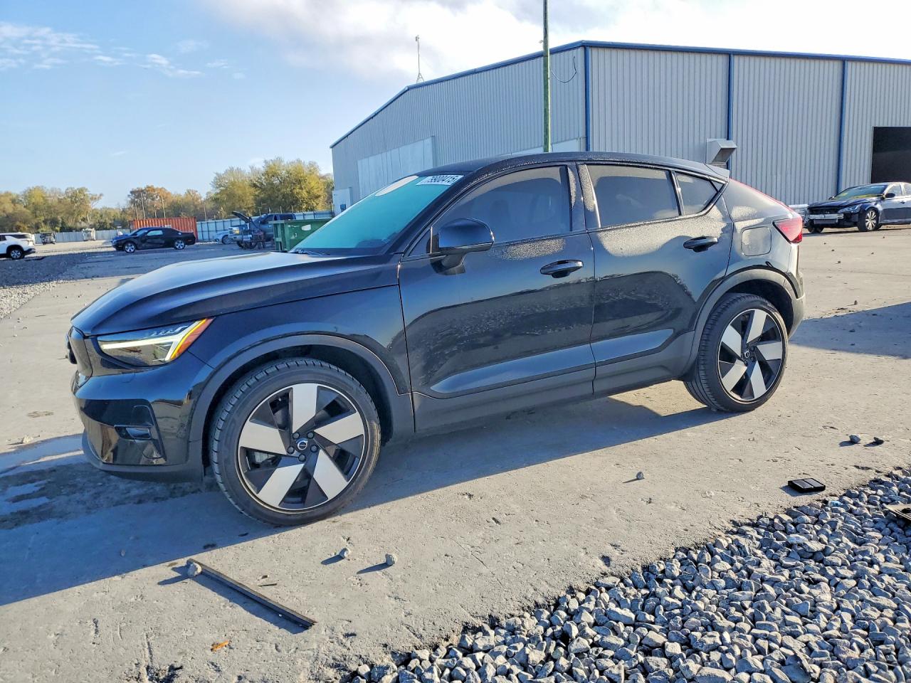 2022 Volvo C40 Ultimate, VIN YV4ED3GB9N2001126 — Перед