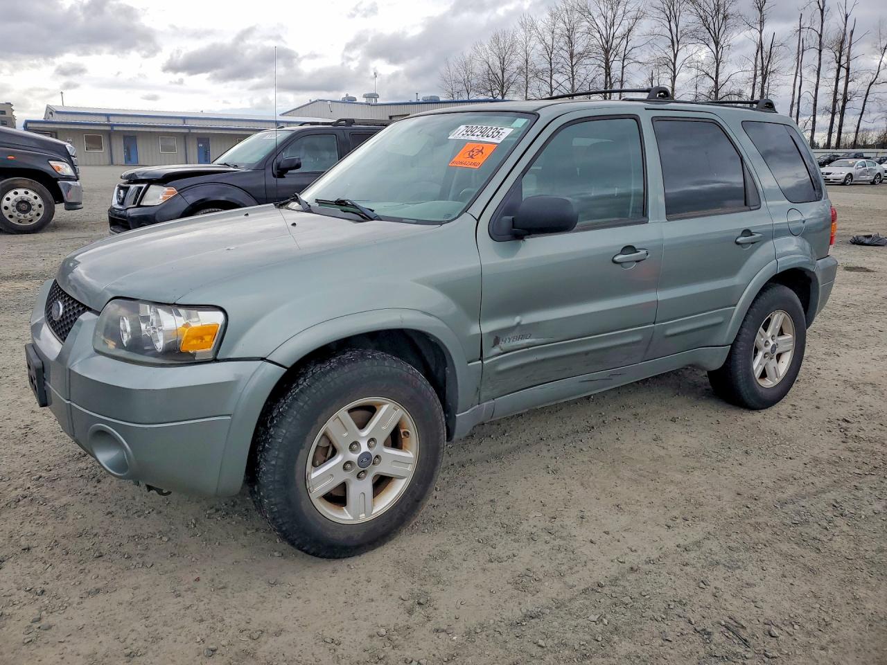 2006 Ford Escape Hybrid, VIN 1FMCU96H46KA20747 — Side