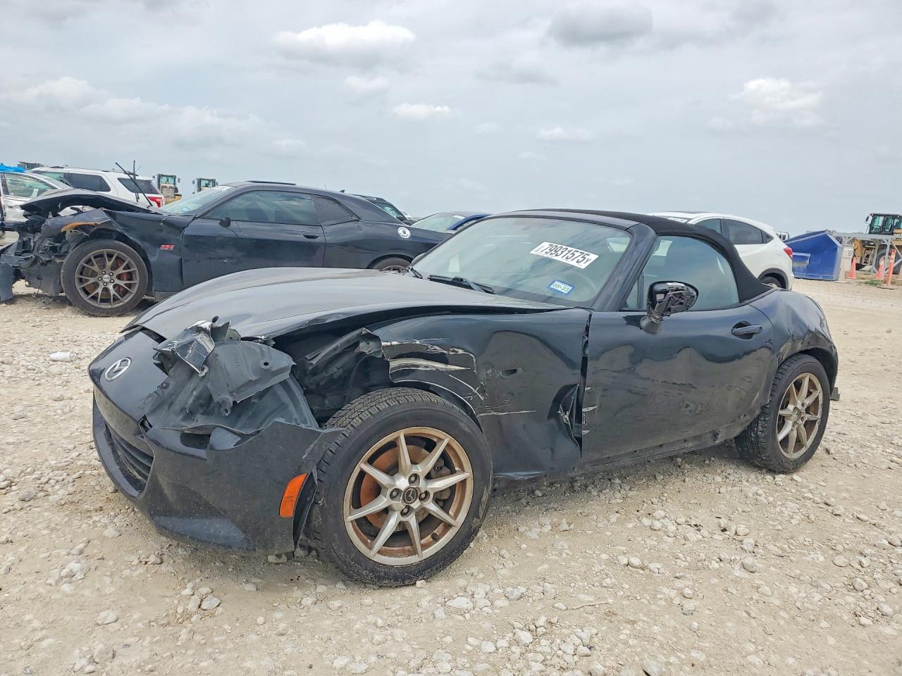 2016 Mazda MX-5 Miata Sport, VIN JM1NDAB71G0110575 — Front end