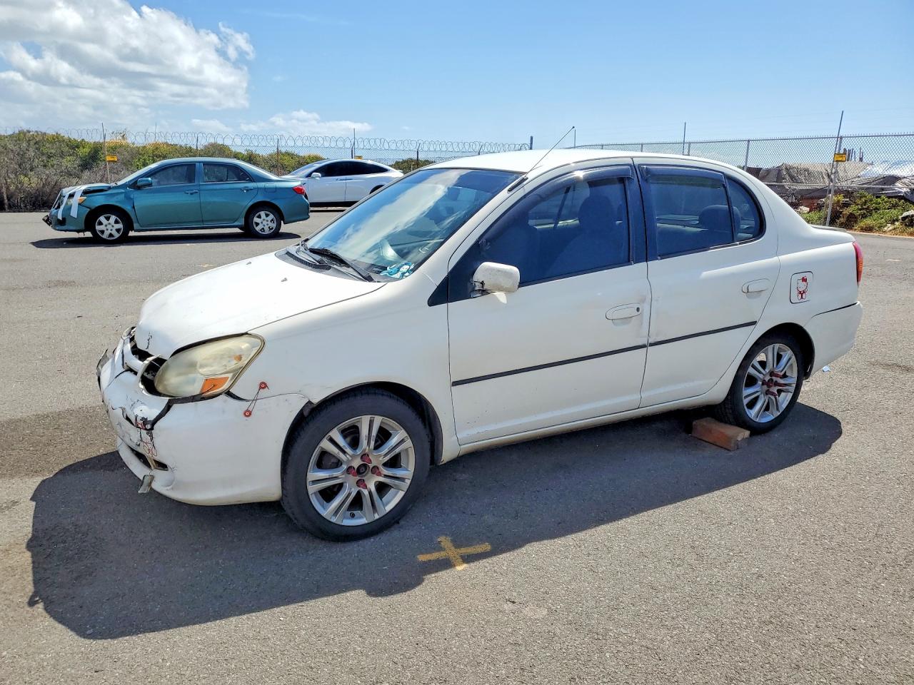 2003 Toyota ECHO, VIN JTDBT123730279416 — Front end