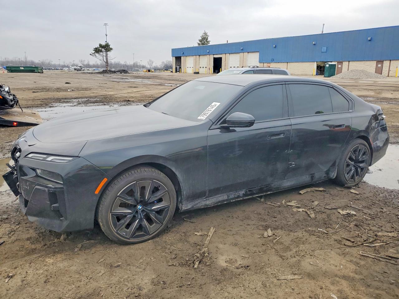 2023 BMW i7 xDrive60, VIN WBY53EJ01PCN60173 — Front end