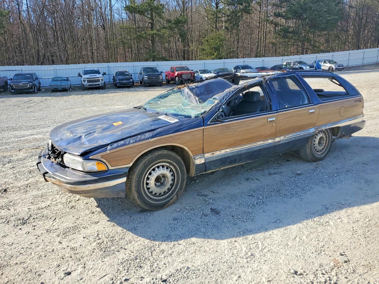 1996 Buick Roadmaster Estate Collectors Edition, VIN 1G4BR82P1TR418487 — Rollover