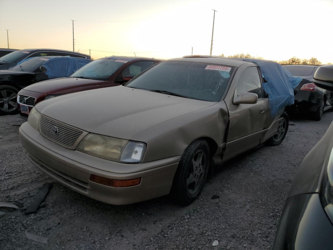 1997 Toyota Avalon XL, VIN 4T1BF12B9VU174625 — Rear end
