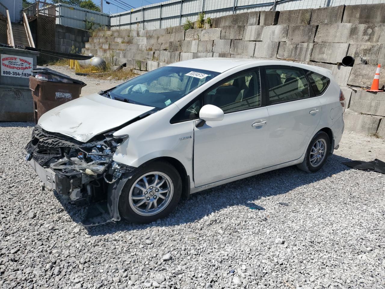2017 Toyota Prius Two, VIN JTDZN3EU4HJ066479 — Front end