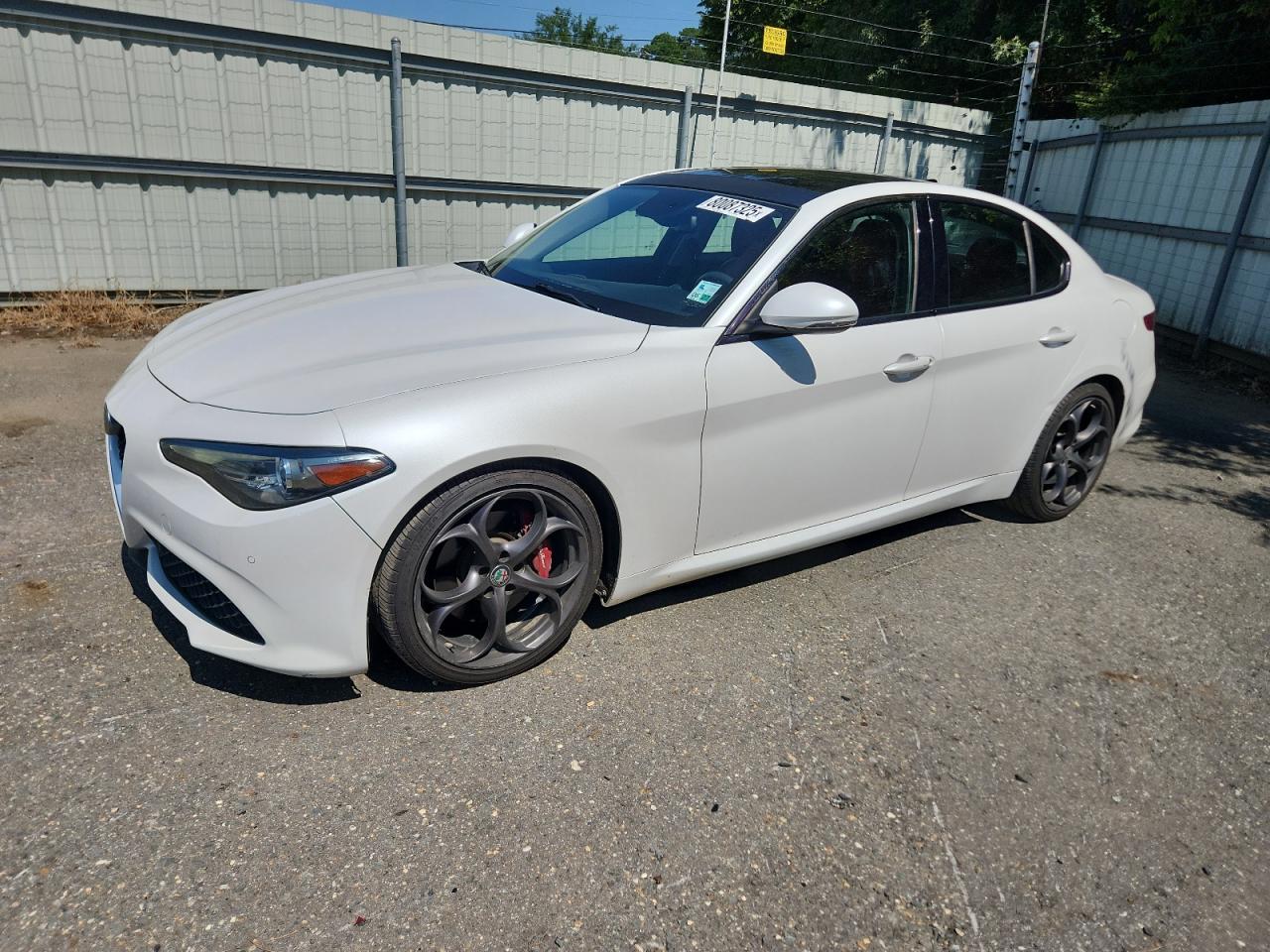 2017 Alfa Romeo Giulia Ti, VIN ZARFAECN2H7560154 — Minor dents and scratches