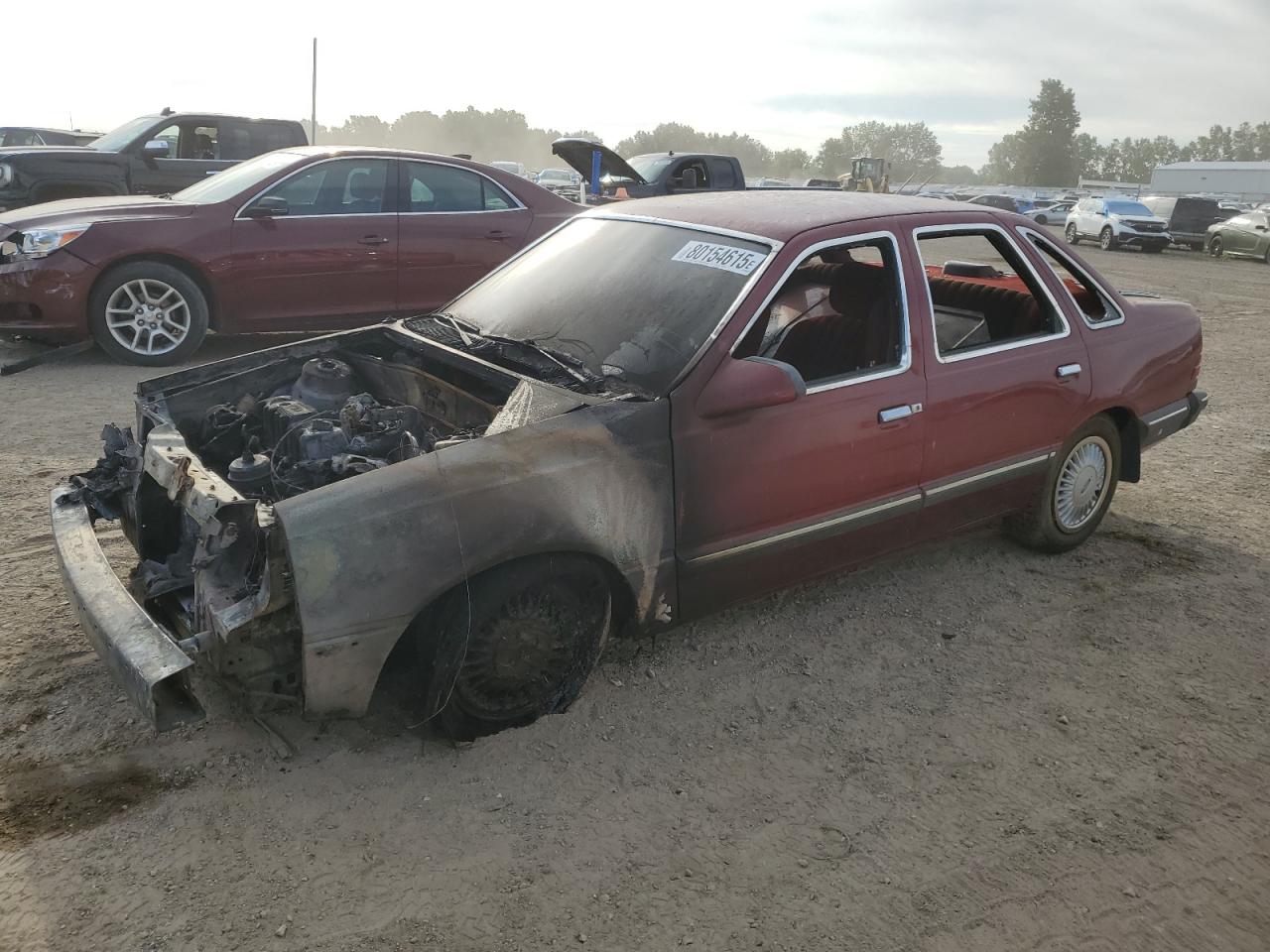 1987 Ford Tempo, VIN 1FABP37X7HK186148 — Пожар