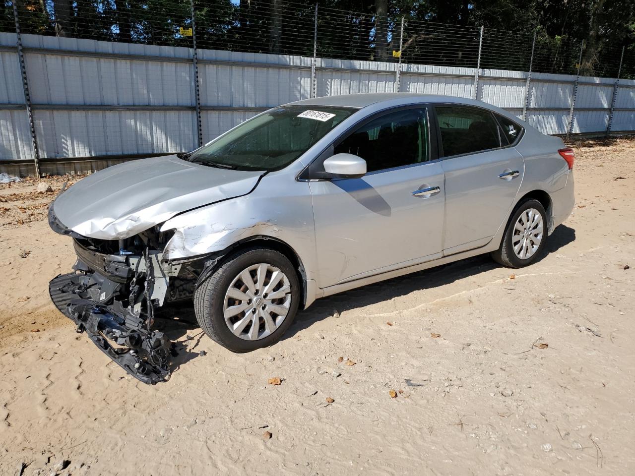 2017 Nissan Sentra S, VIN 3N1AB7APXHY233116 — Front end