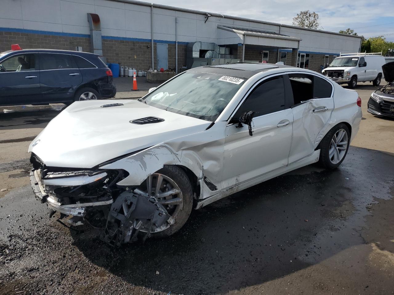 2018 BMW 5 Series 530i xDrive, VIN WBAJA7C56JG908296 — Front end