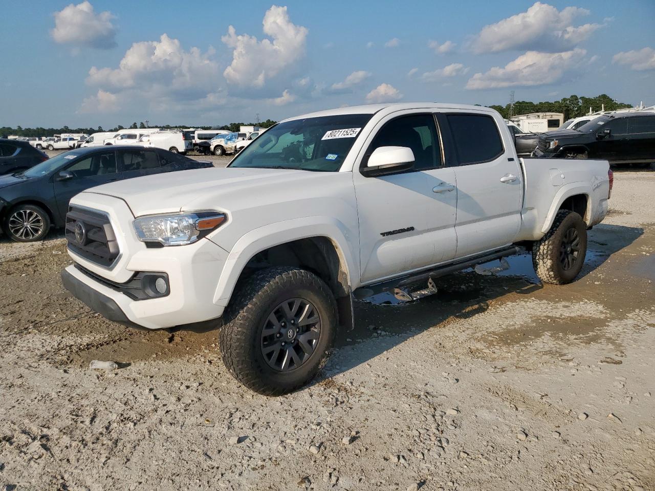 2021 Toyota Tacoma SR5, VIN 3TMBZ5DN2MM031609 — Rear end