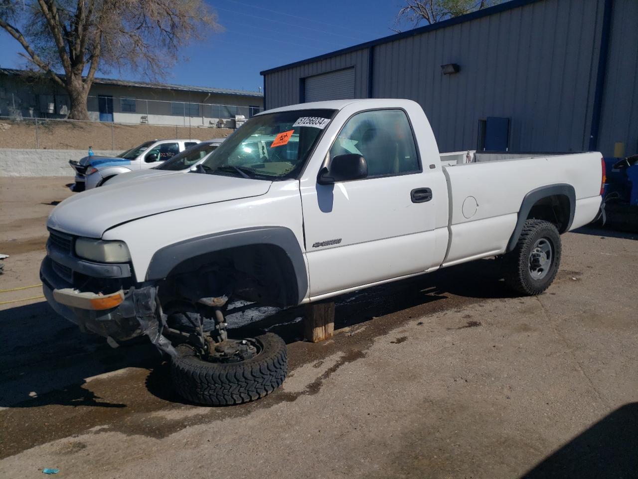 2001 Chevrolet Silverado 2500, VIN 1GCGC24U71Z305006 — Front end