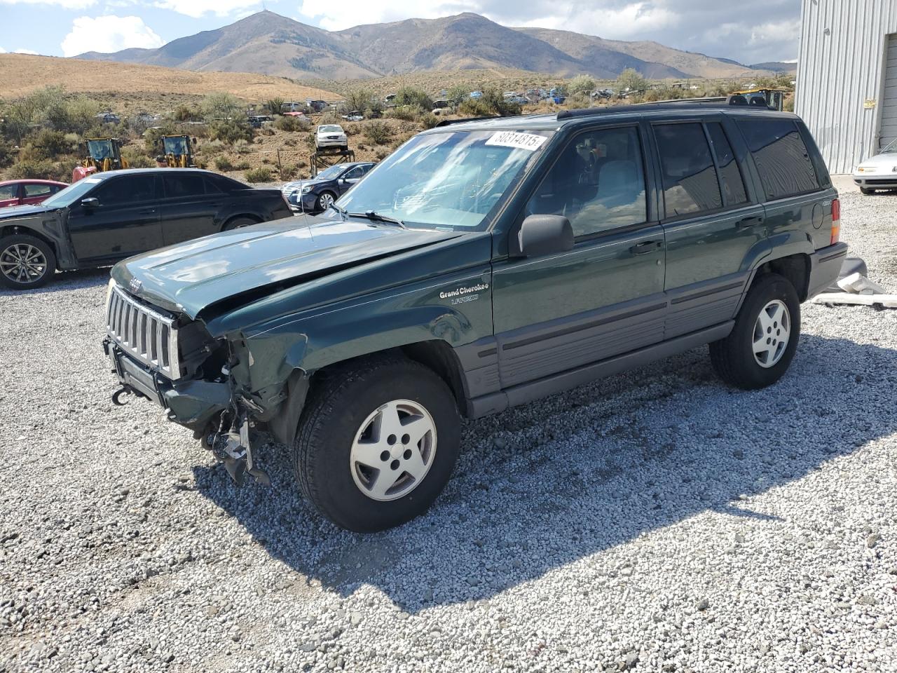 1995 Jeep Grand Cherokee Laredo, VIN 1J4GZ58Y1SC758744 — Front end