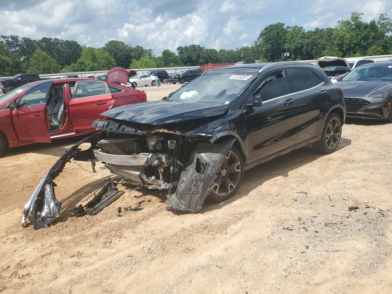 2019 Mercedes-Benz GLA 250, VIN WDCTG4EB3KJ578174 — Front end