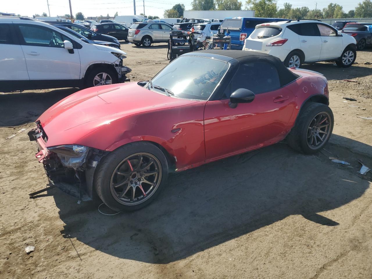 2016 Mazda MX-5 Miata Club, VIN JM1NDAC76G0118413 — Front end