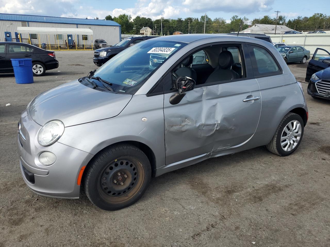 2015 FIAT 500 Pop, VIN 3C3CFFAR3FT598581 — Side