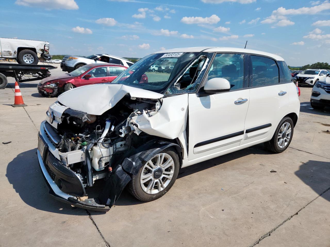 2018 FIAT 500L Pop, VIN ZFBCFAAH9JZ040891 — Front end
