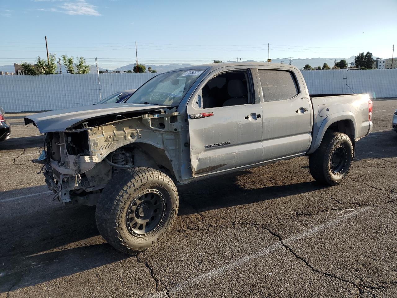 2021 Toyota Tacoma SR5, VIN 5TFAZ5CN0MX100529 — Front end