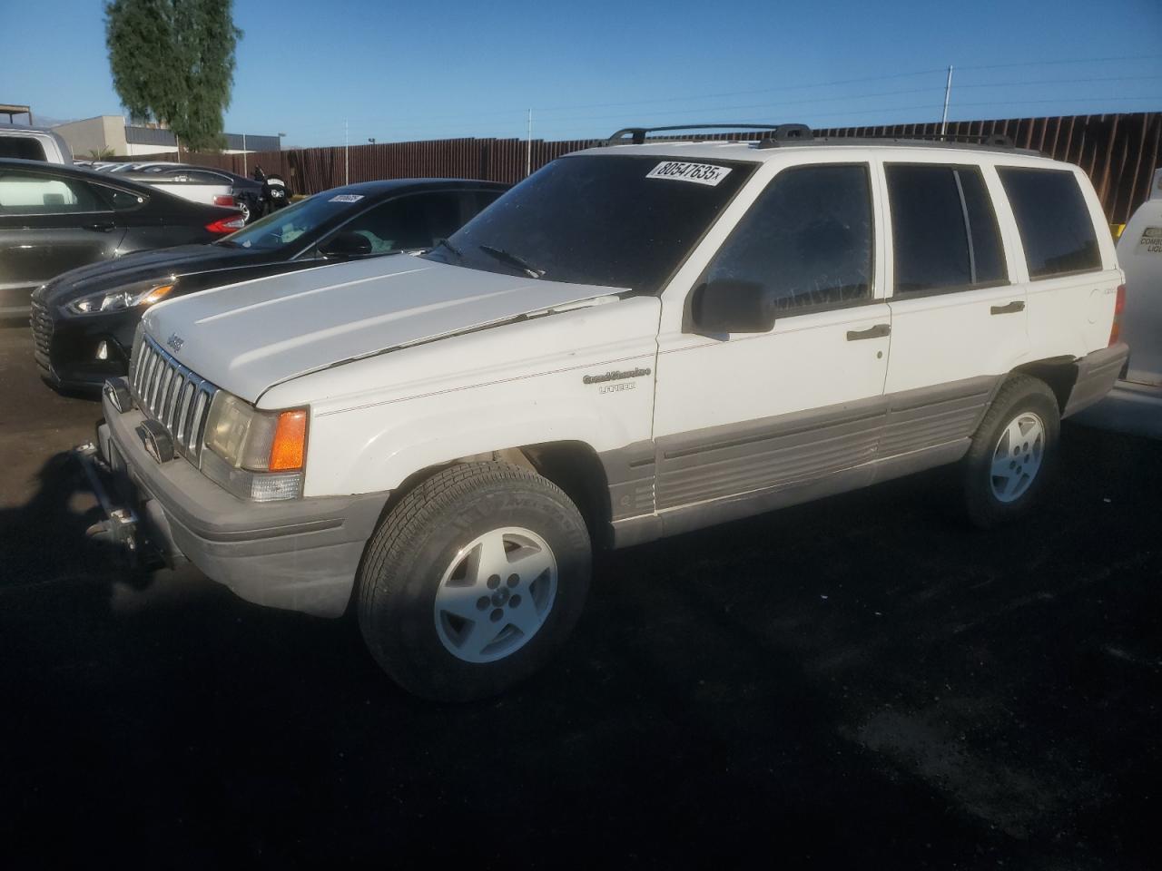 1995 Jeep Grand Cherokee Laredo, VIN 1J4GZ58Y6SC712472 — Vandalism