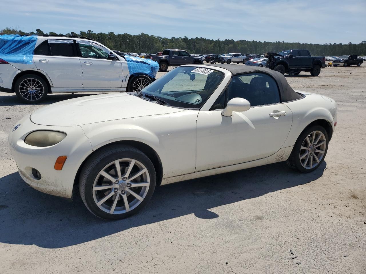 2006 Mazda MX-5 Miata Touring, VIN JM1NC25F960108521 — Side