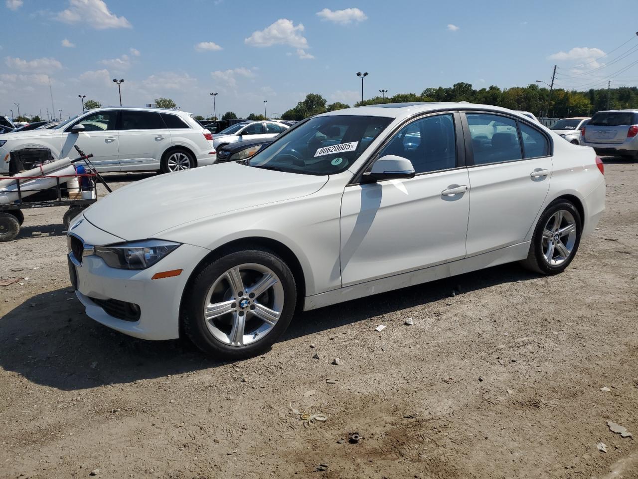 2015 BMW 3 Series 320i xDrive, VIN WBA3C3C56FP663633 — Ранее повреждён