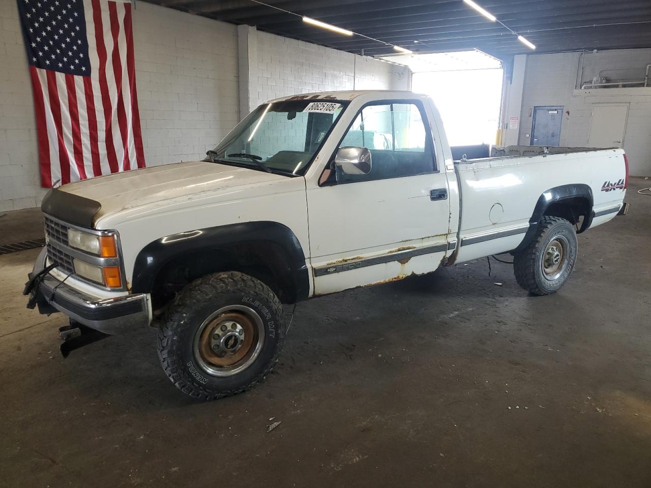 1990 Chevrolet K2500, VIN 1GCGK24K5LE142755 — Mechanical