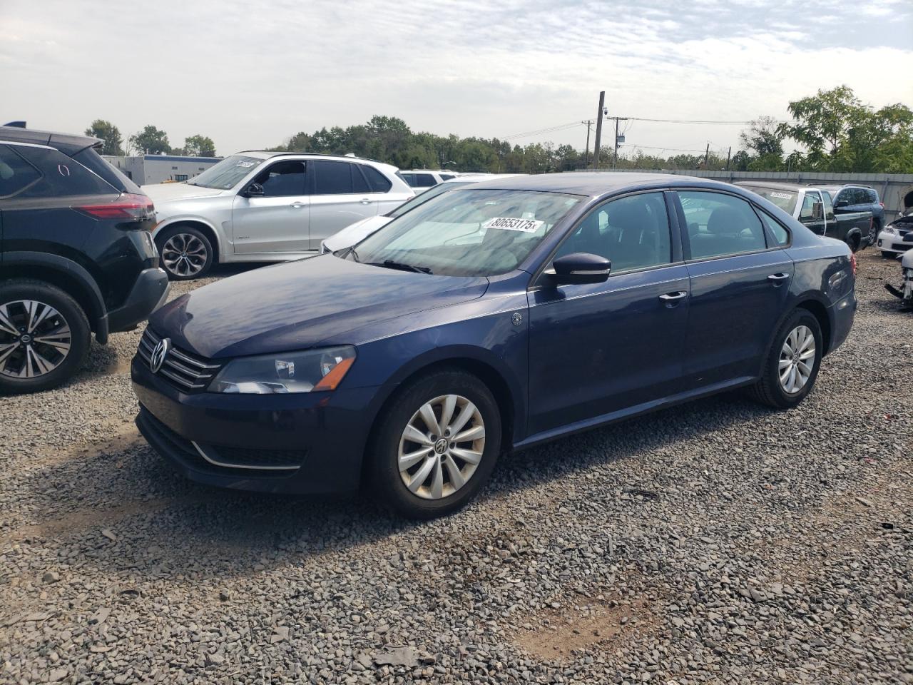 2014 Volkswagen Passat S, VIN 1VWAT7A37EC086231 — Мелкие вмятины и царапины