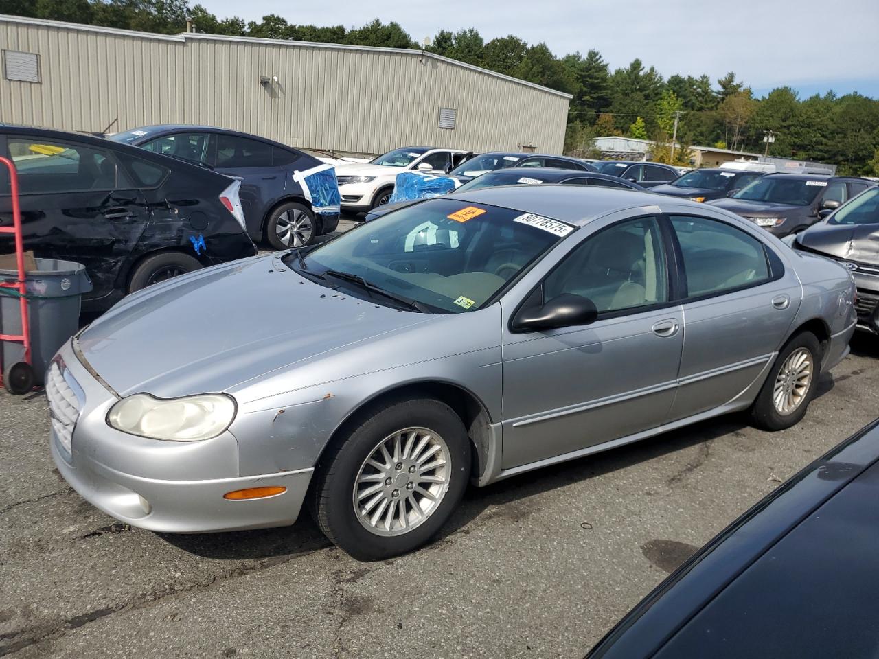2003 Chrysler Concorde, VIN 2C3AD36M93H541072 — Front end
