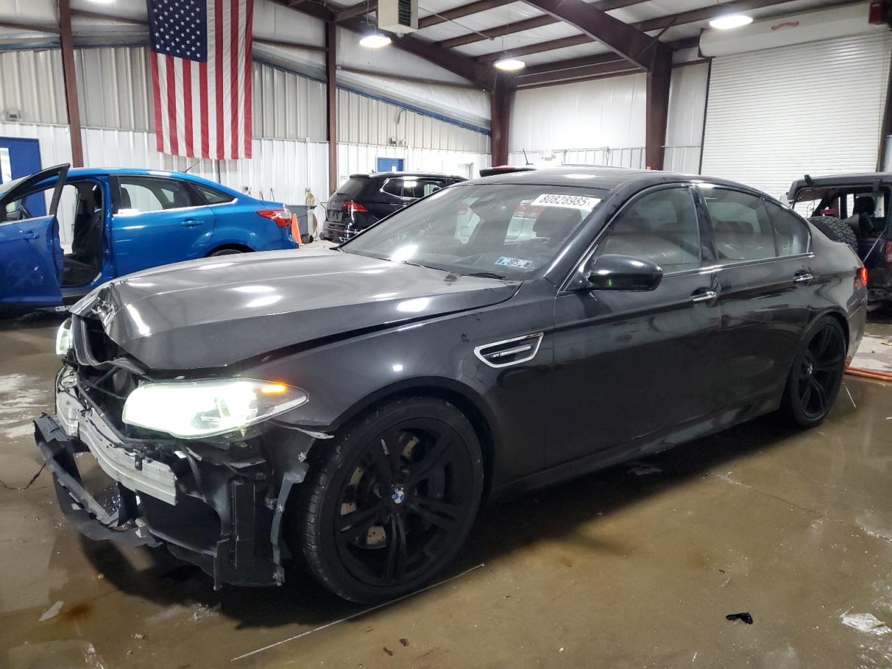 2015 BMW M5, VIN WBSFV9C55FD594702 — Перед