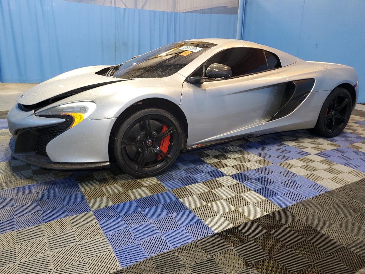 2016 McLaren 650S, VIN SBM11FAA4GW006068 — Front end