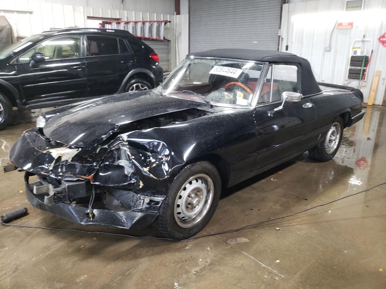 1985 Alfa Romeo Spider Veloce, VIN ZARBA541XF1023560 — Auction photo 1 of 4