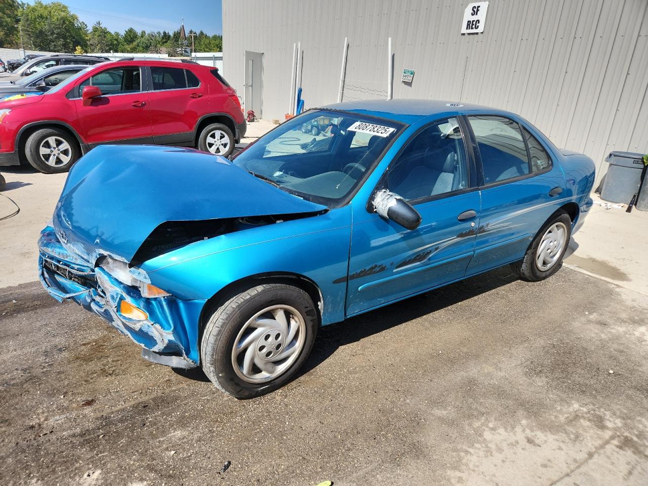 1999 Chevrolet Cavalier, VIN 1G1JC5242X7187907 — Front end