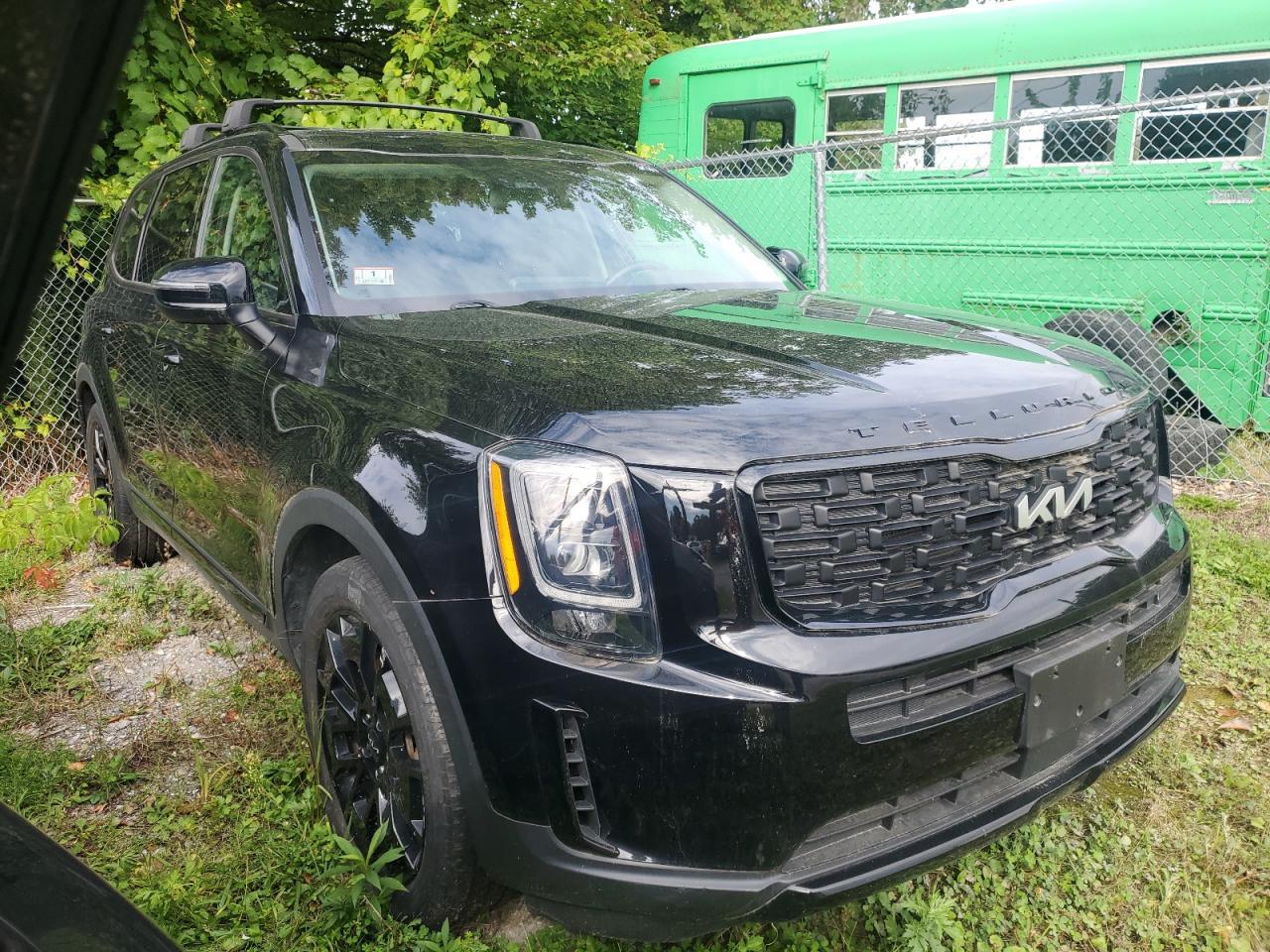 2022 Kia Telluride EX, VIN 5XYP3DHC4NG244506 — Minor dents and scratches