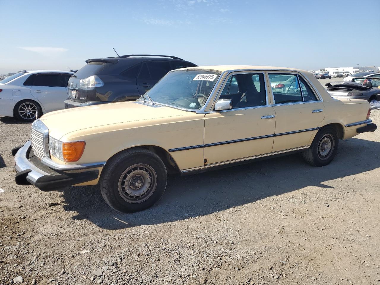 1980 Mercedes-Benz 280, VIN 11602412156788 — Minor dents and scratches