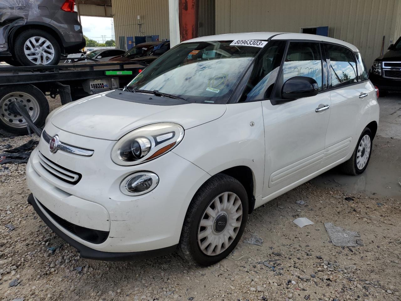 2015 FIAT 500L Pop, VIN ZFBCFAAH3FZ030607 — Side