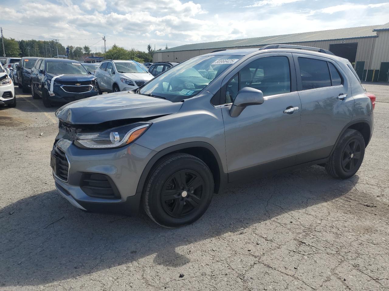 2020 Chevrolet Trax LT, VIN 3GNCJPSB1LL316507 — Front end