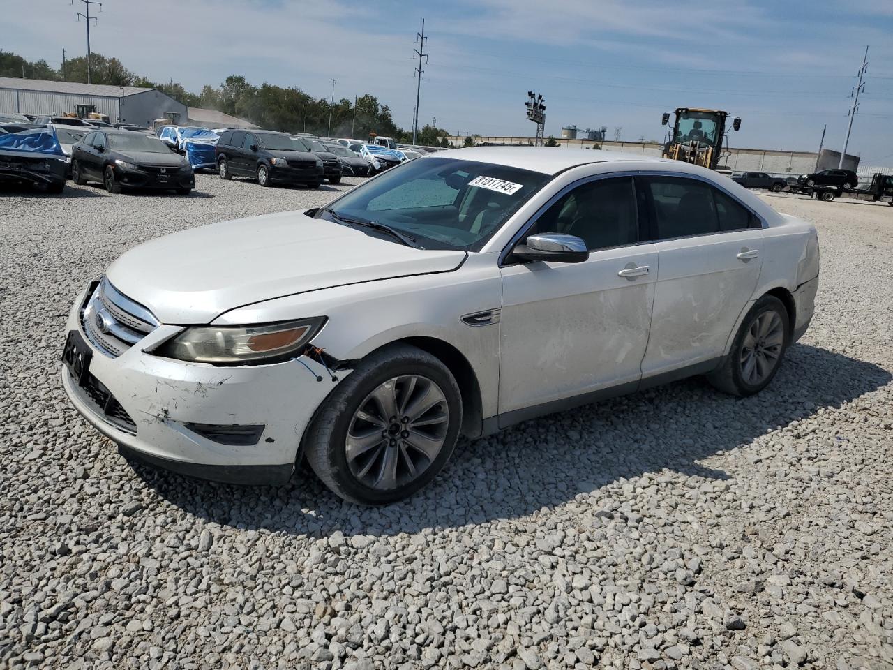 2011 Ford Taurus Limited, VIN 1FAHP2FW8BG124829 — Front end