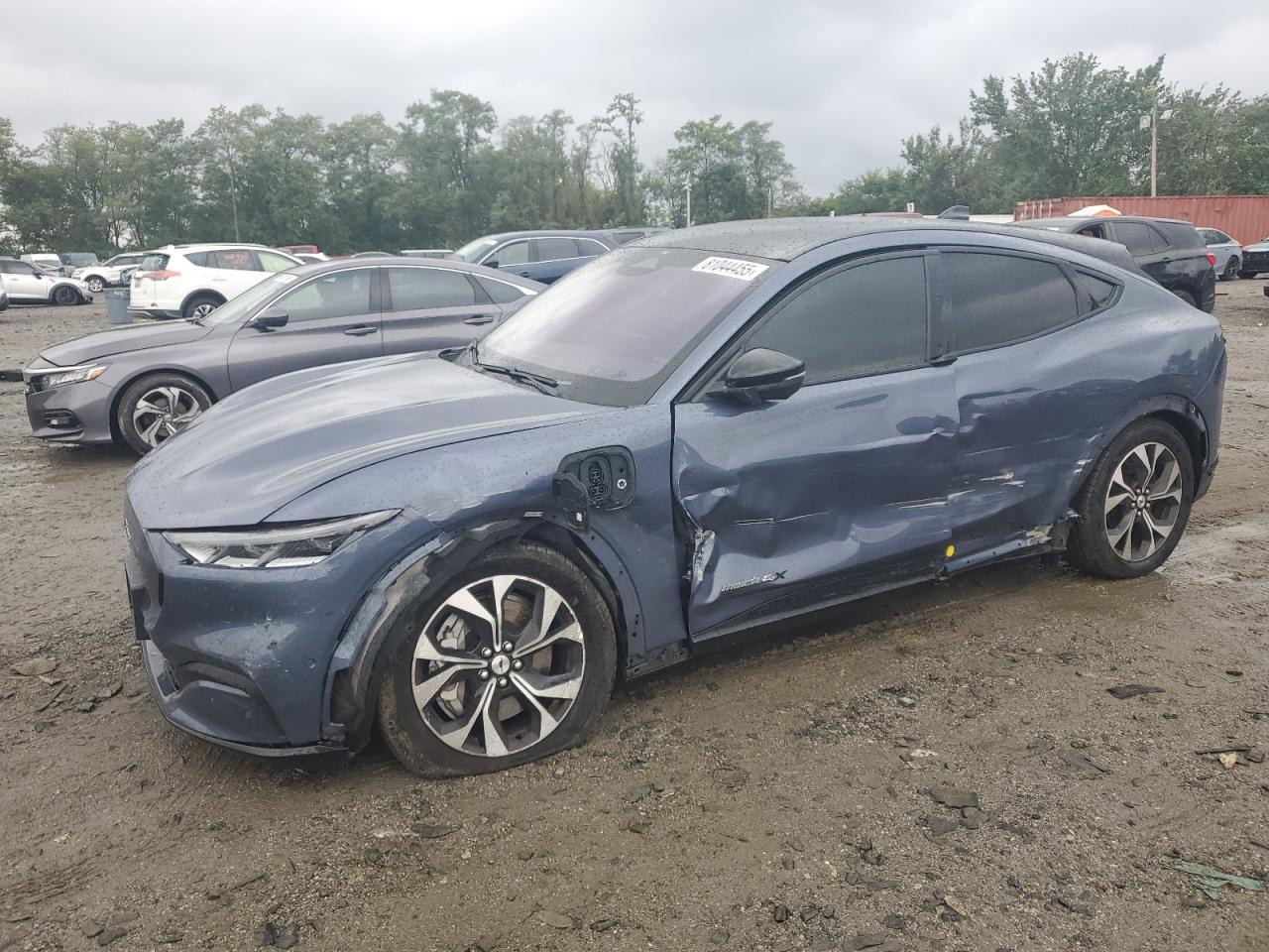 2021 Ford Mustang Mach-E Premium, VIN 3FMTK3SUXMMA09327 — Side