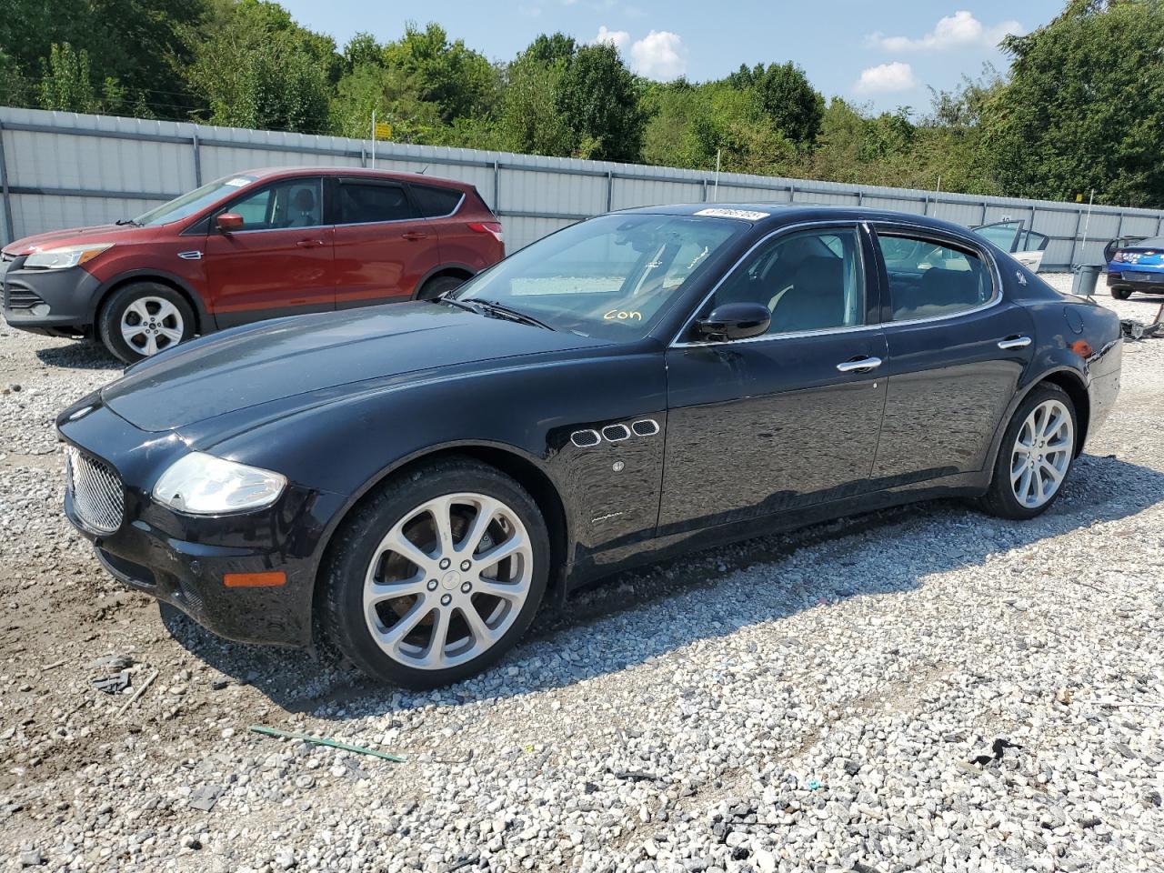2006 Maserati Quattroporte, VIN ZAMCE39A560020423 — Front end