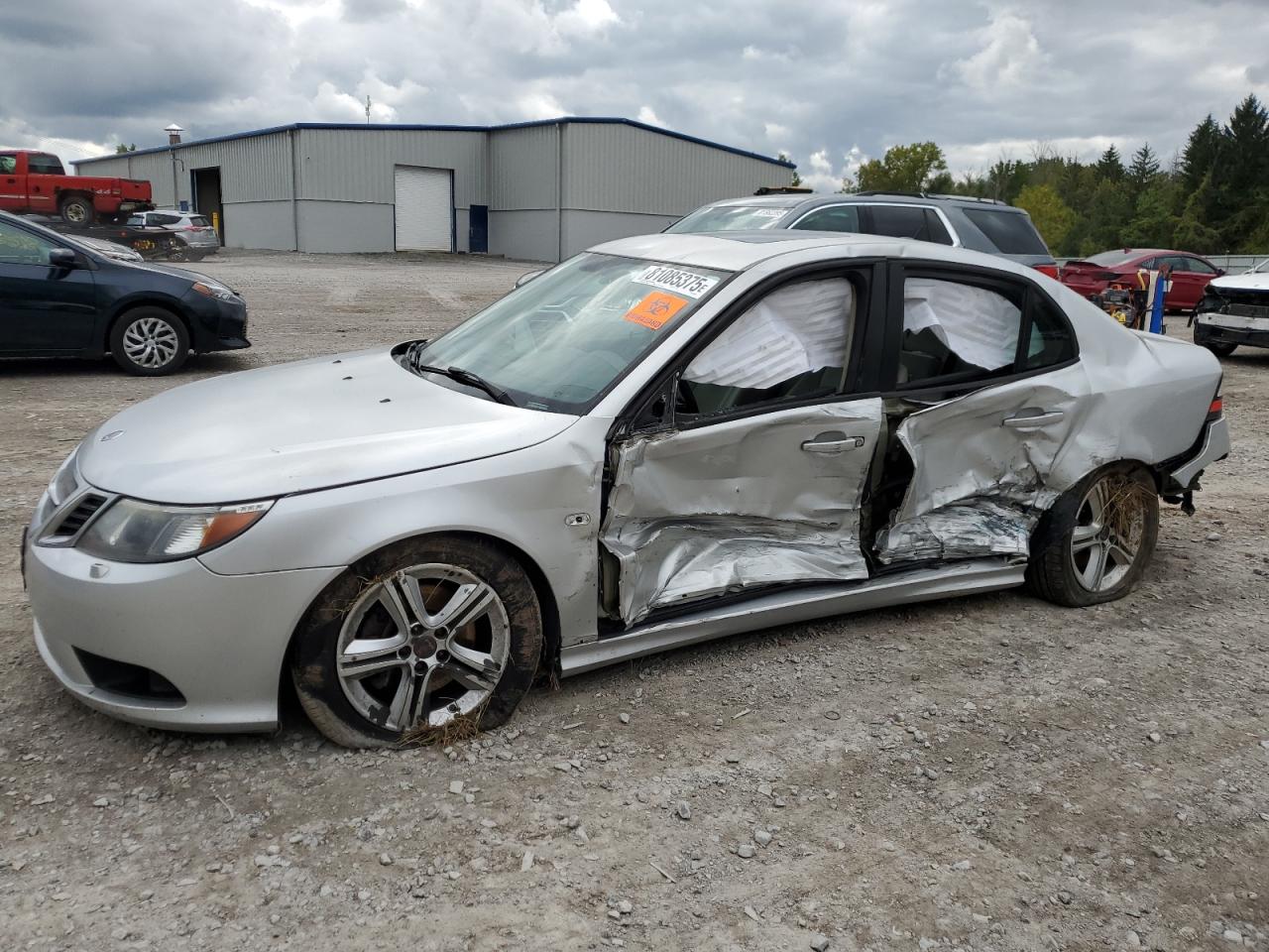 2011 Saab 9-3, VIN YS3FA4BY4B1307906 — Side