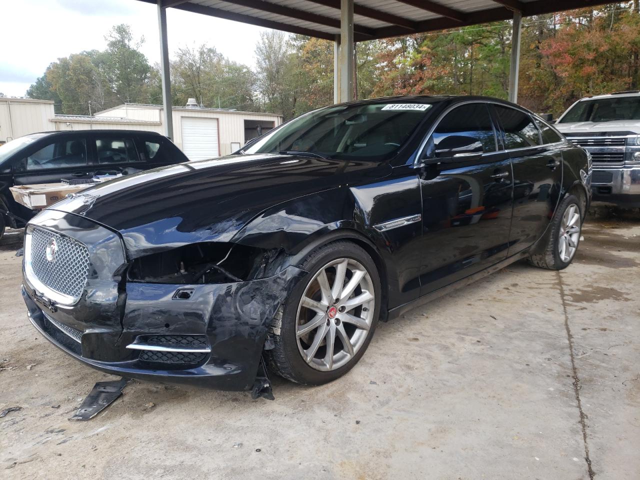 2015 Jaguar XJ, VIN SAJWA1CZ7F8V80673 — Front end