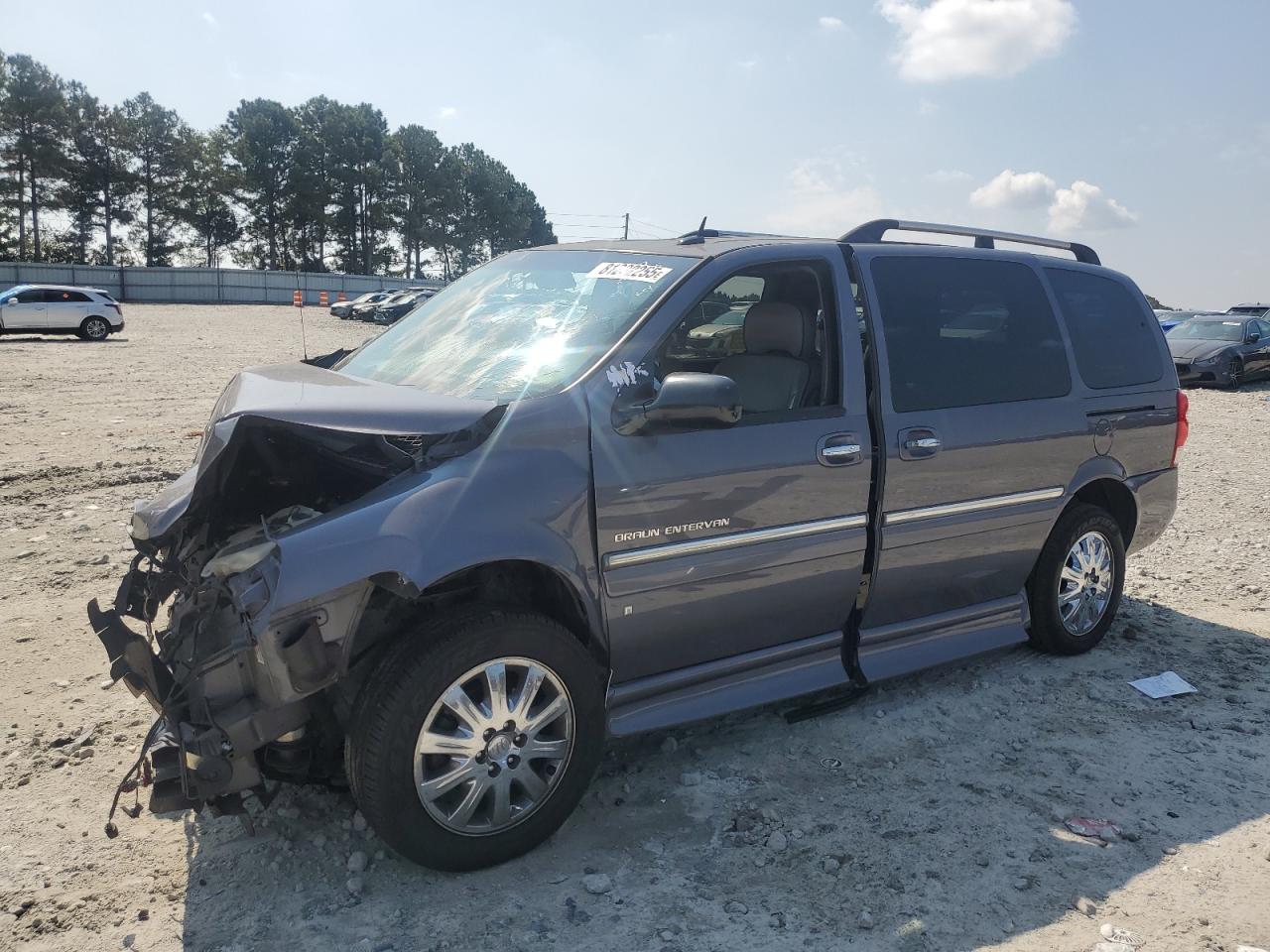 2007 Buick Terraza CXL, VIN 4GLDV13W17D179594 — Перед