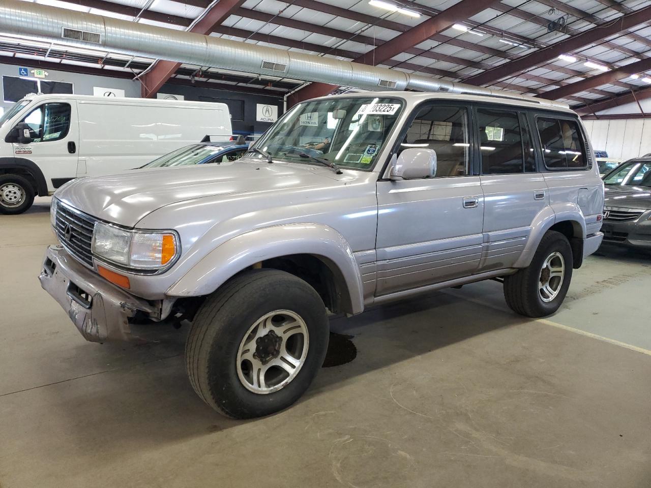 1996 Lexus LX 450, VIN JT6HJ88J0T0139973 — Front end