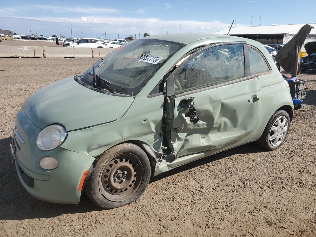 2013 FIAT 500 Pop, VIN 3C3CFFARXDT515290 — Бок