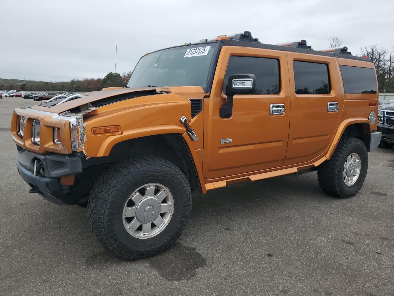 2006 Hummer H2, VIN 5GRGN23U76H116170 — Front end